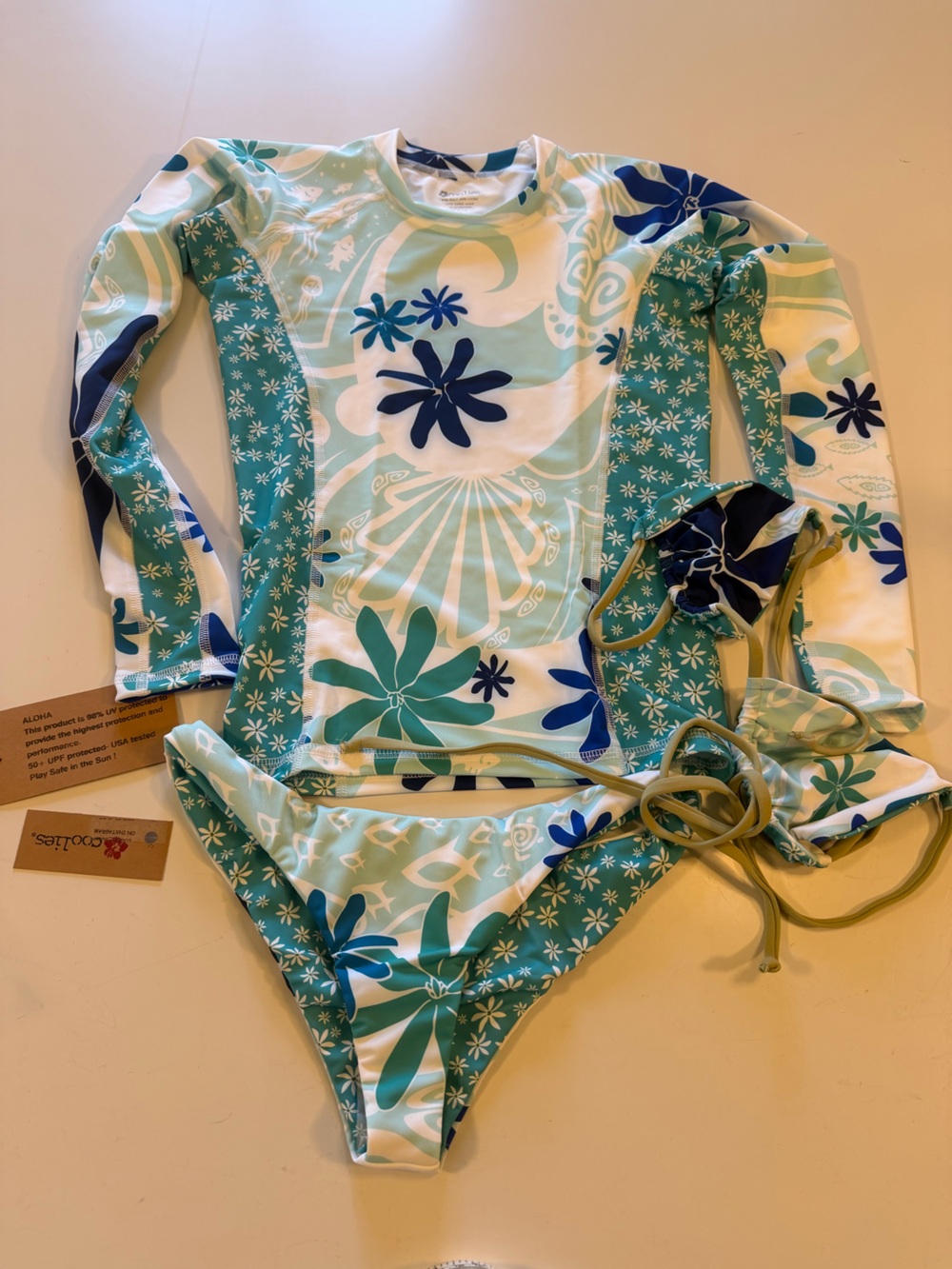 Cooliies women 3 Pc UPF 50+ Rash Guard Bikini Swim Set Tropical Floral NWT small